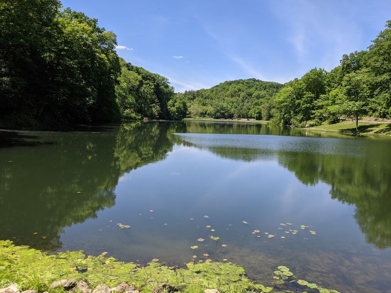 The Lakeside Loop Trail and Its Breathtaking Scenery