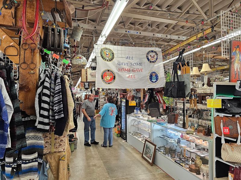 The Leather Shop That Keeps Customers Coming Back