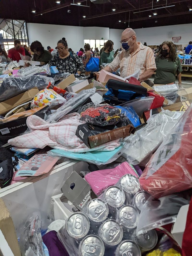 The Legendary Bin Section That Starts Shopping Wars