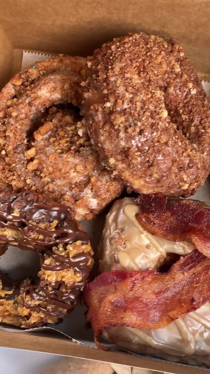 The Legendary Cronuts That Keep People Coming Back