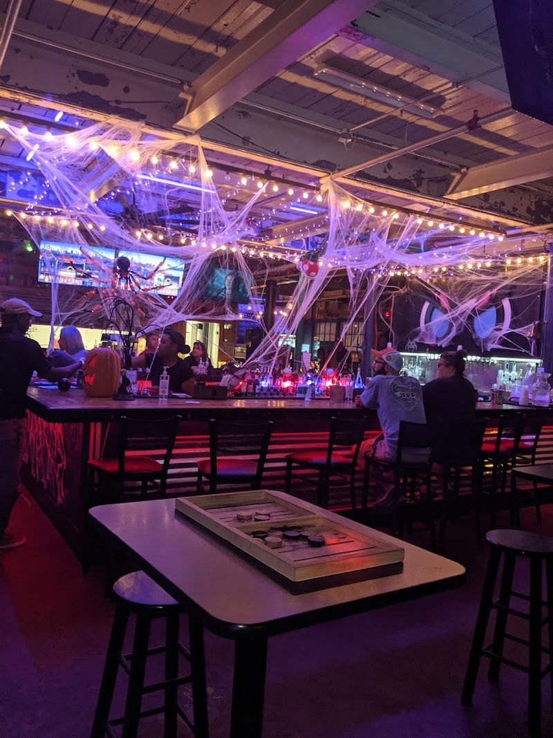 The Lively Bar and Drink Options