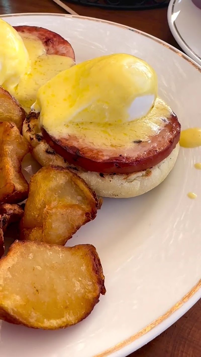 The Lobster Benedict That Guests Cannot Stop Talking About