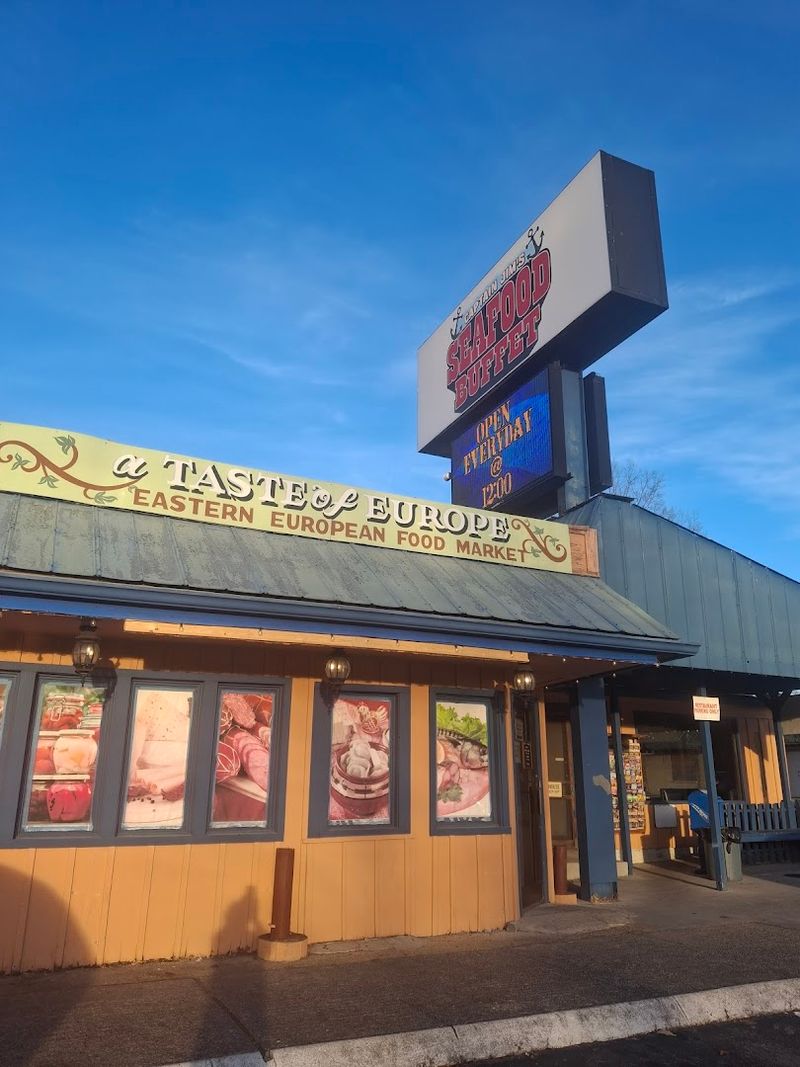 The Location Right on the Pigeon Forge Parkway