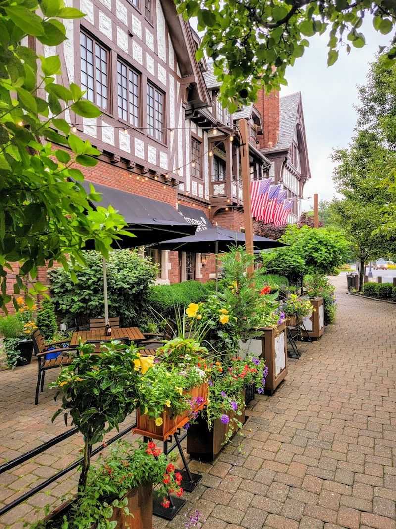 The Mariemont Inn Channels Old-World Elegance