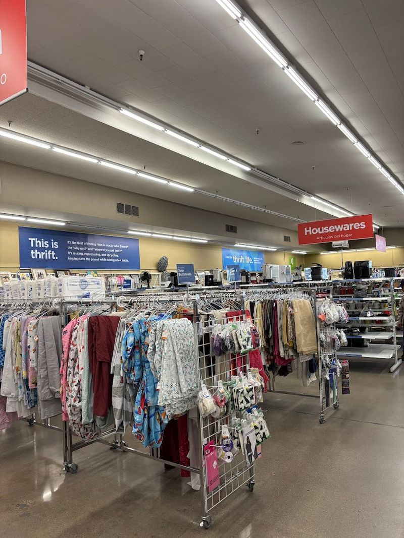 The Massive Store Layout Built for Serious Shoppers