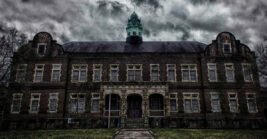 The Mysterious History Of This Abandoned Pennsylvania Building Continues To Fascinate Visitors