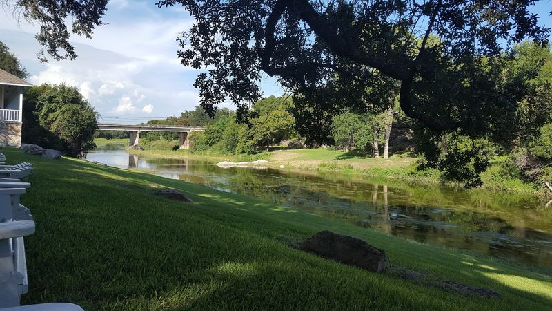 The Paluxy River — A Lazy, Lovely Escape