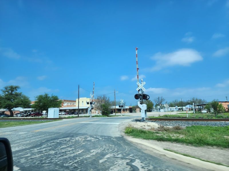 The Peaceful Drive Along U.S. Highway 90 The Peaceful Drive Along U.S. Highway 90