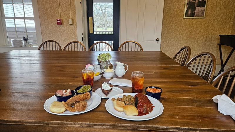 The Perfect Pairing With a Jack Daniel's Distillery Tour
