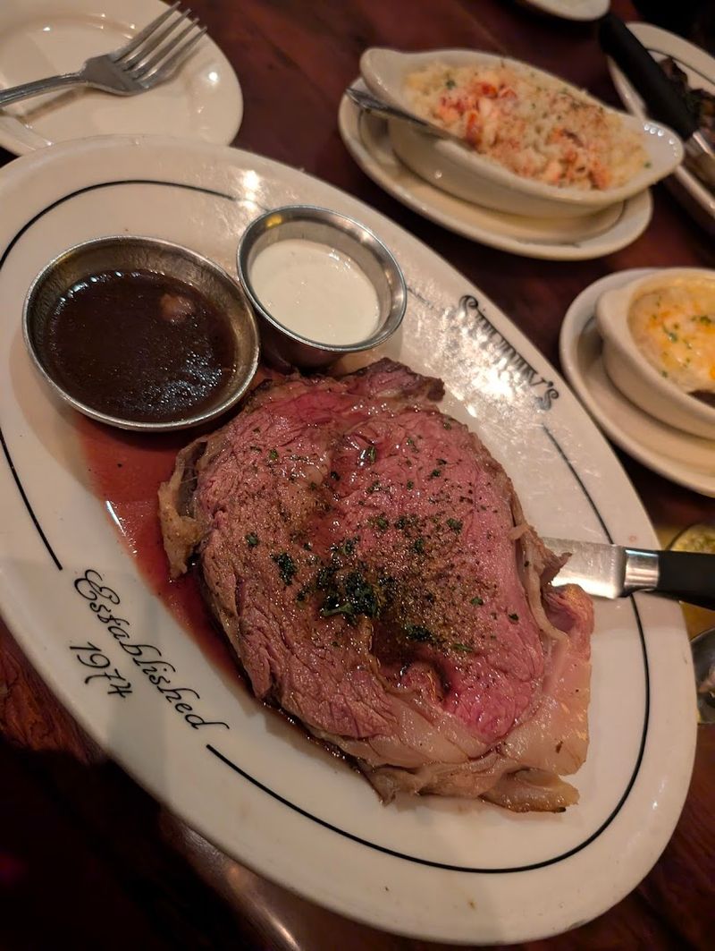 The Prime Rib That Keeps People Coming Back