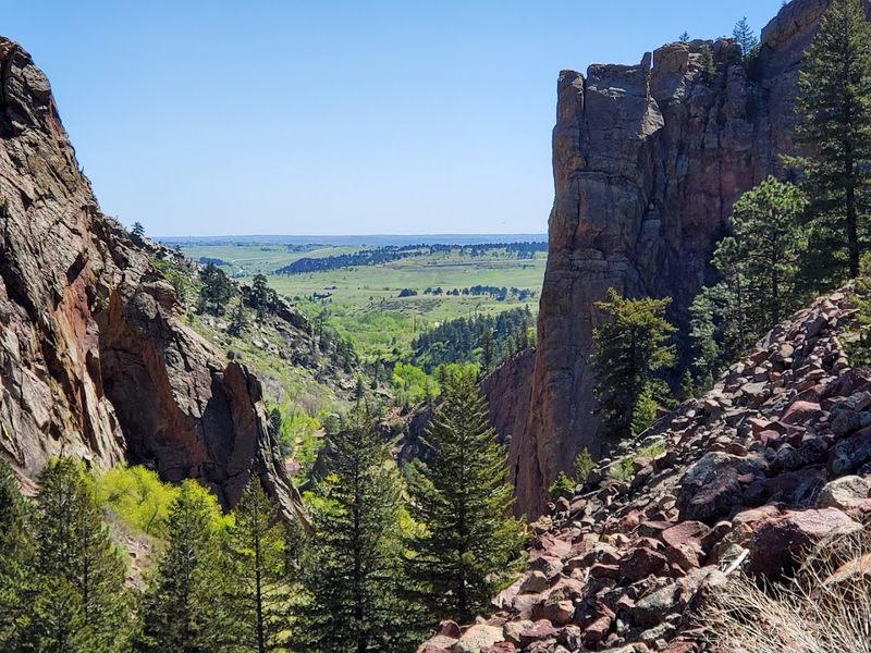 The Rattlesnake Gulch Trail: Your Gateway to the Hidden Overlook