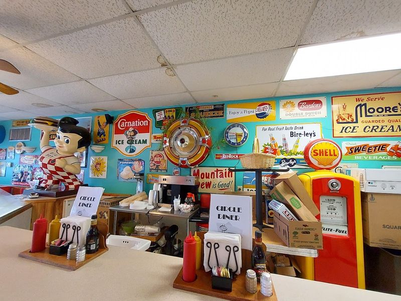 The Retro Atmosphere That Transports You Back in Time The Retro Atmosphere That Transports You Back in Time