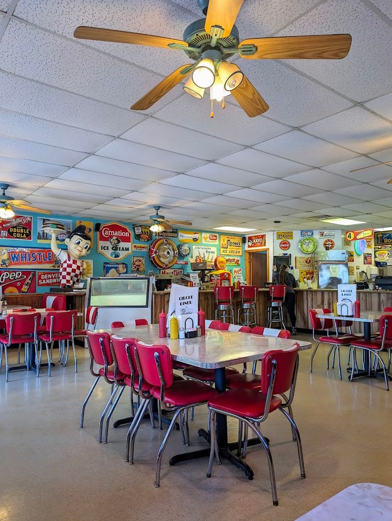 The Retro Diner Atmosphere