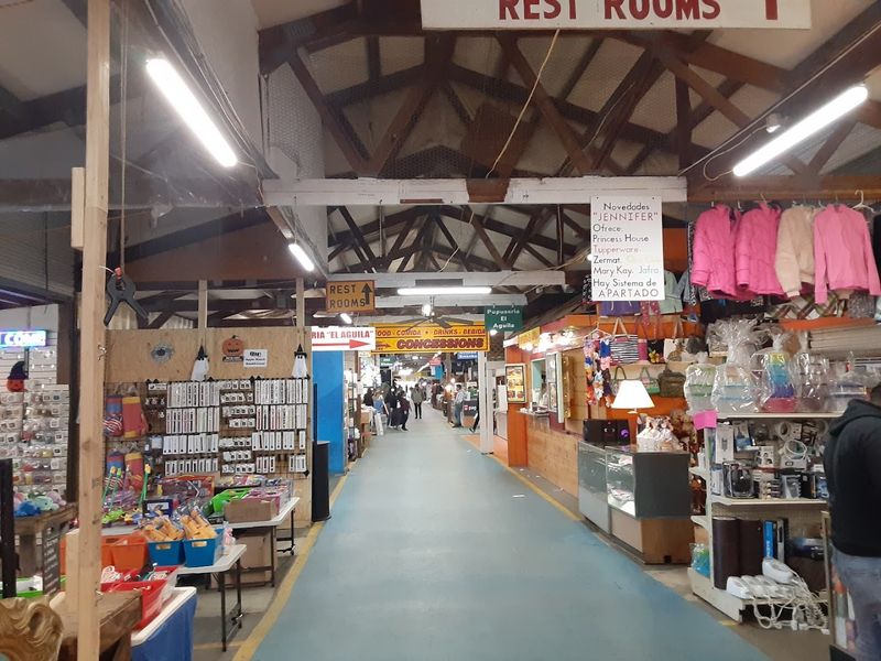 The Sheer Size That Makes You Want to Explore Every Aisle The Sheer Size That Makes You Want to Explore Every Aisle