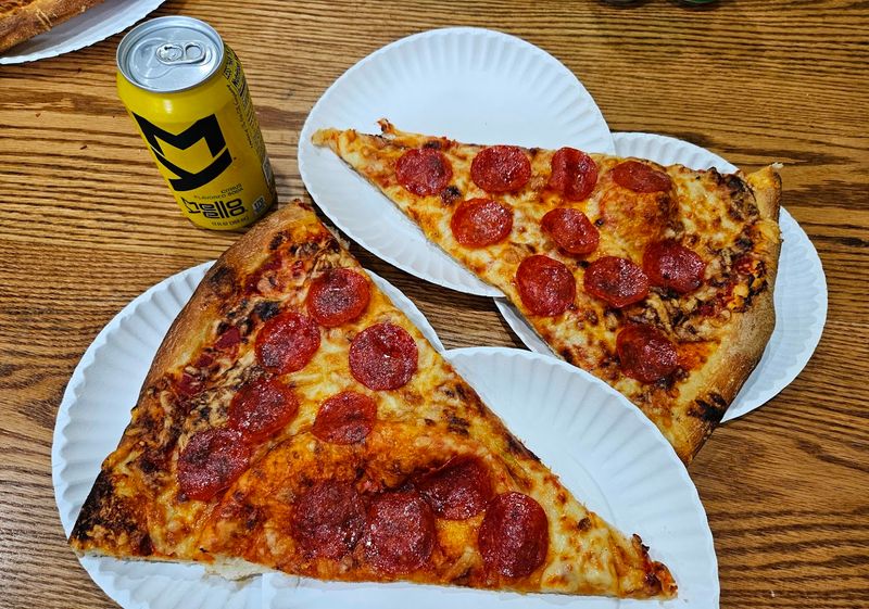 The Slice Size That Stops People in Their Tracks