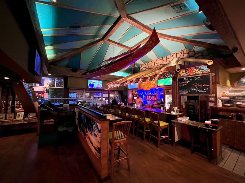 The Tropical Atmosphere That Instantly Transports You The Tropical Atmosphere That Instantly Transports You