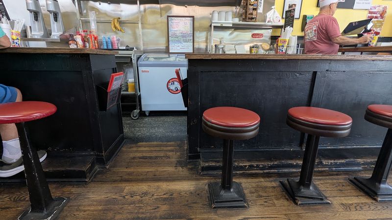 The Warm, Old-School Atmosphere That Transports You Back in Time