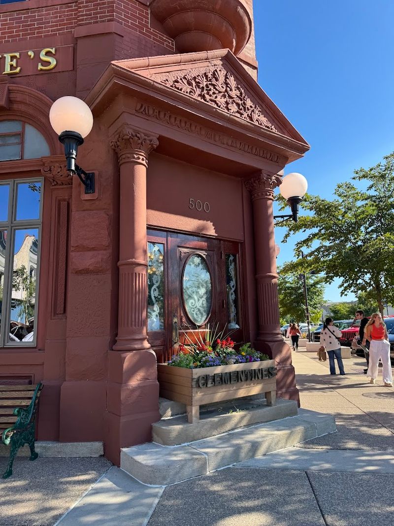 The Waterfront Location in South Haven