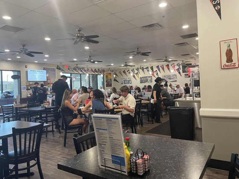 The Welcoming Diner Atmosphere You Will Love