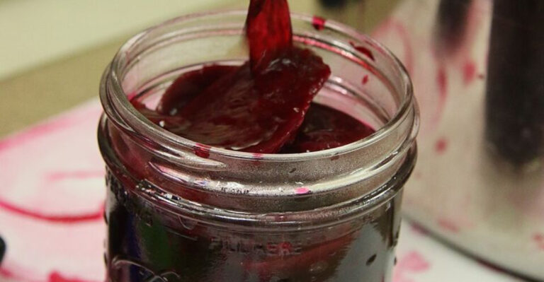These 18 Pantry Staples Used to Be Kitchen Gold (Now They’re Almost Gone)