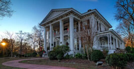 This Charming Historic South Carolina Town Looks Like It Was Made For A Hallmark Movie