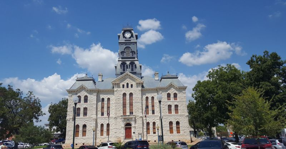 This Charming Small Town In Texas Makes The Perfect Springtime Day Trip Destination