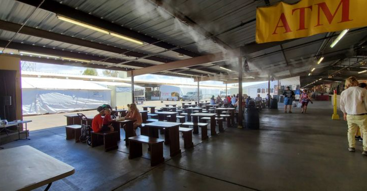 This Giant Arizona Flea Market Belongs On Every Bargain Hunters Bucket List