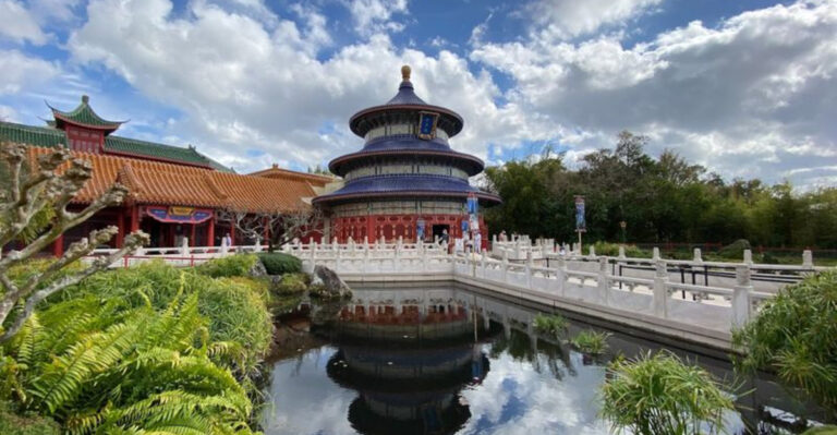 This Hidden Florida Pavilion Offers A Fascinating Glimpse Into Ancient Chinese Architecture