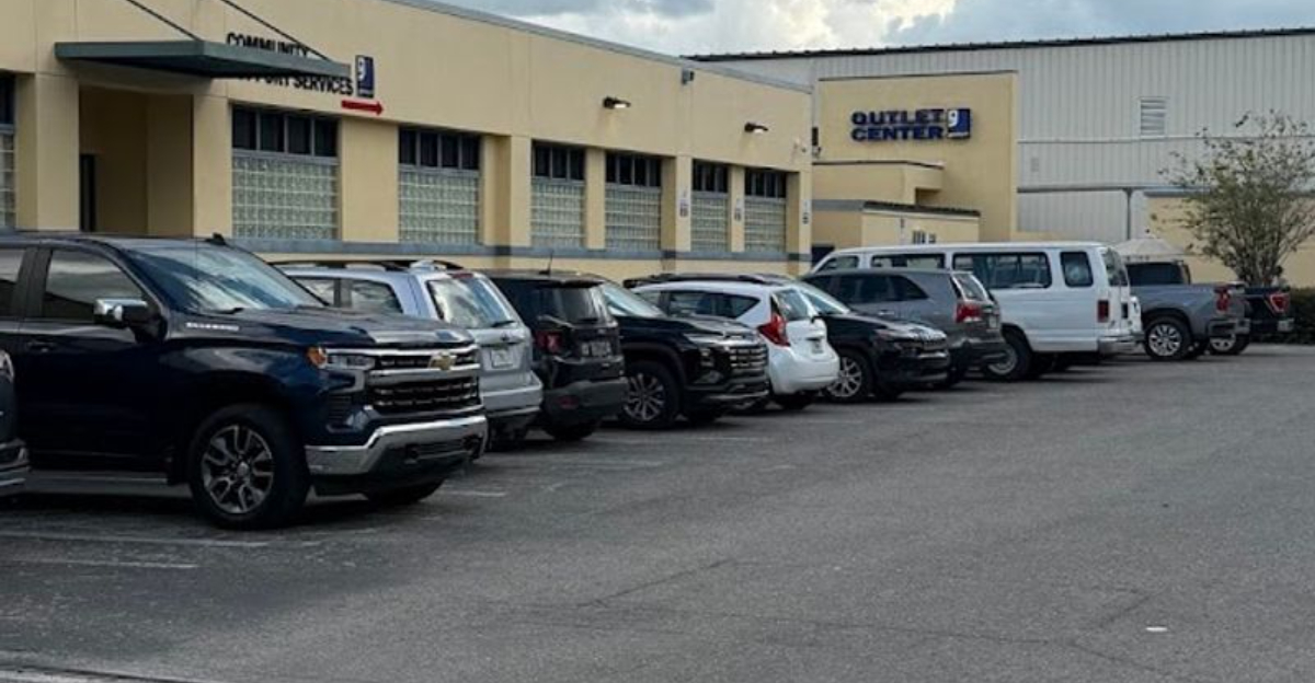 This Huge Florida Thrift Store Is Packed With Incredible Finds At Unbeatable Prices