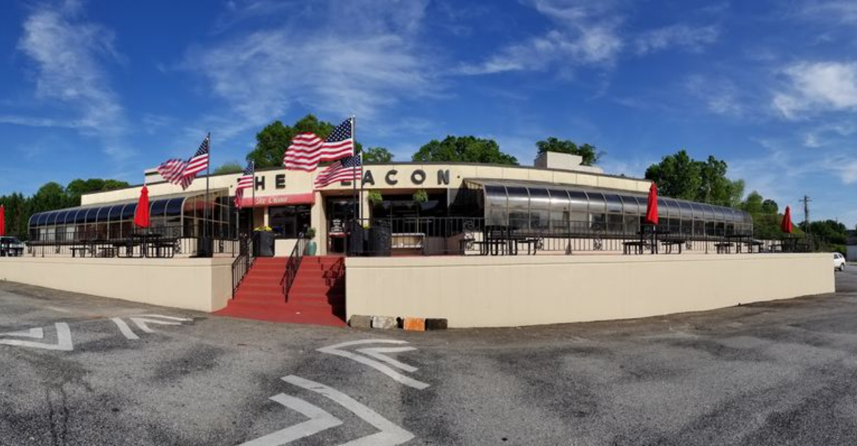 This Iconic South Carolina Diner Has Been Drawing Celebrities For Generations