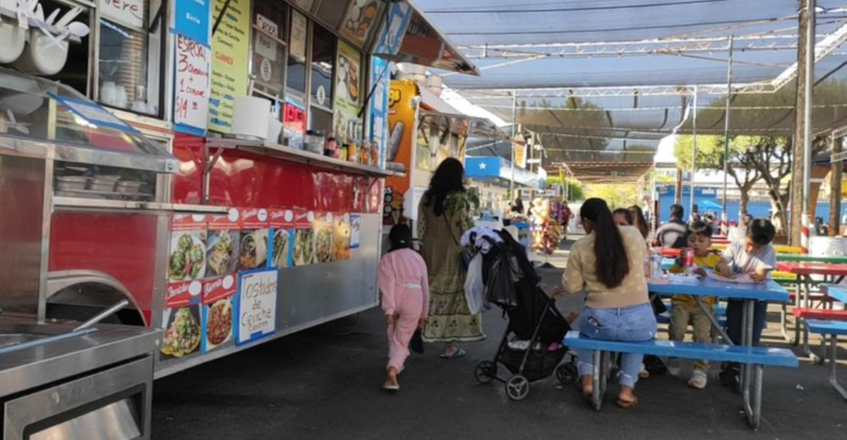 This Massive California Flea Market Is A Dream Destination For Serious Bargain Hunters