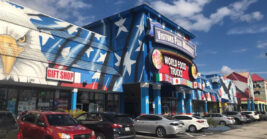 This Massive Florida Flea Market Features More Than 200 Vendors And Food Trucks
