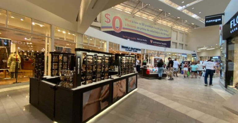 This Massive Florida Outlet Mall Is A Must-Visit Destination For Incredible Bargains