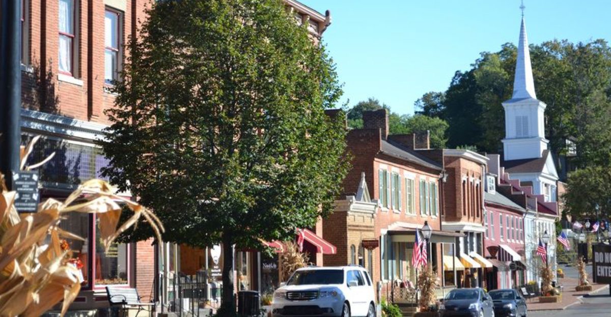 This Overlooked Tennessee Town Is The Perfect Destination For An Affordable Day Trip