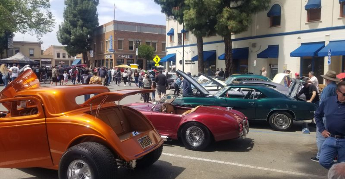This Quaint California Town Is A Must Visit Destination For Antique Lovers