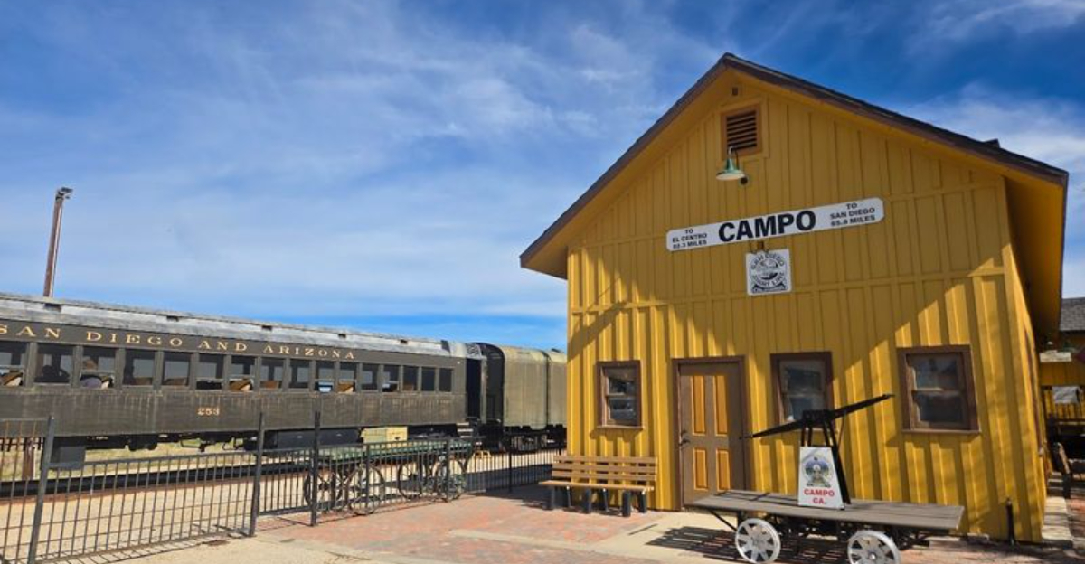 This Remarkable Train Ride Showcases Some Of Californias Most Spectacular Scenery All Year Long