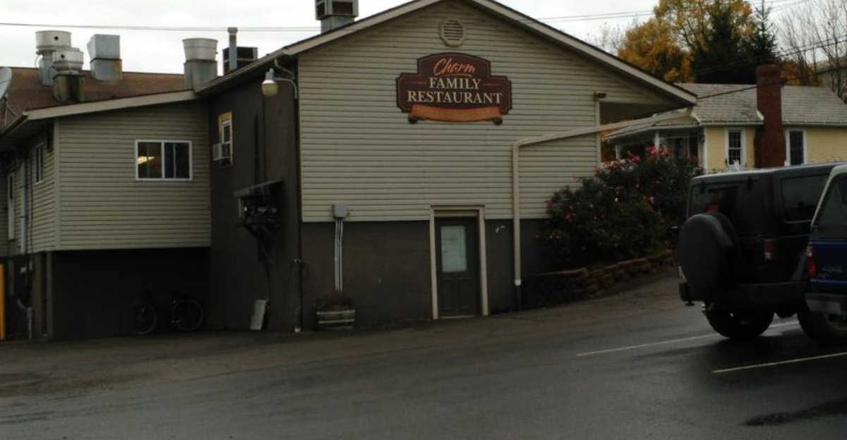 This Small Amish Town In Ohio Is Packed With Incredible Homemade Food
