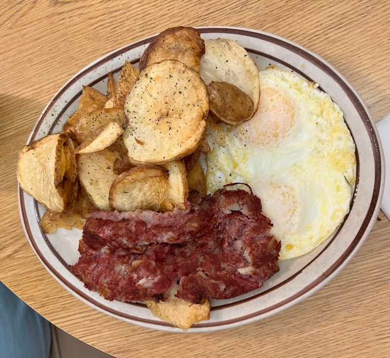 Those Famous Fried Potatoes Everyone Keeps Talking About Those Famous Fried Potatoes Everyone Keeps Talking About