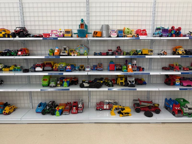 Toys Section That Stays Surprisingly Organized Toys Section That Stays Surprisingly Organized