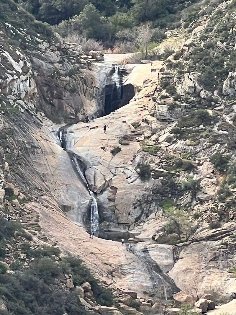 Trail Overview: A Bowl-Shaped Hike Unlike Most Others