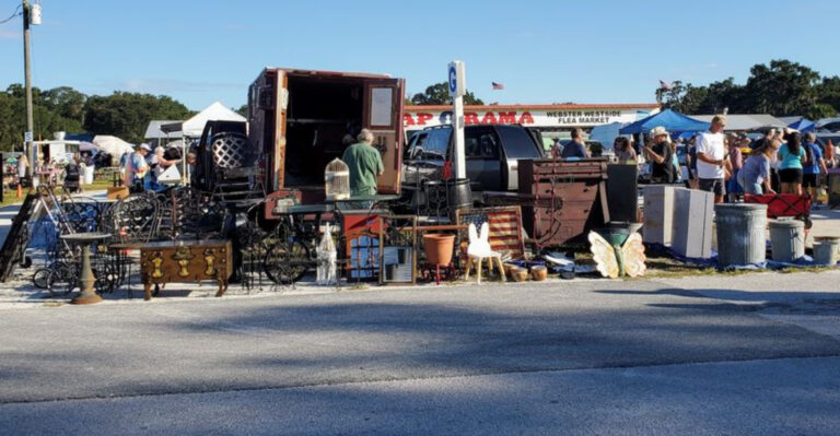 Treasure Hunters Can Spend Hours Exploring This Massive Florida Flea Market Packed With Hidden Gems