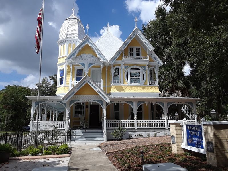 Tremain Street and Its Colorful Victorian Architecture Tremain Street and Its Colorful Victorian Architecture