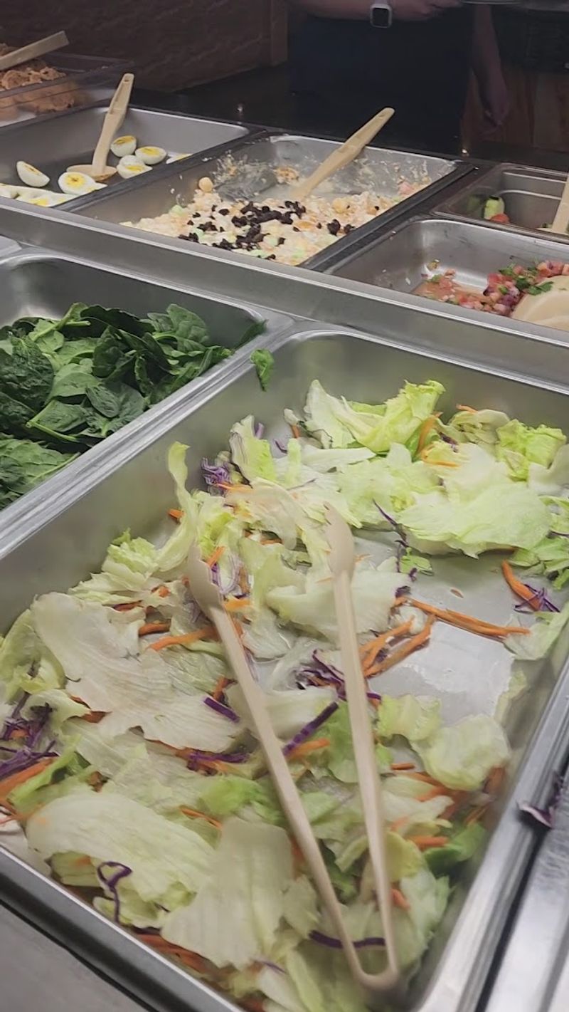 Vegetarian Options That Go Way Beyond Salad Vegetarian Options That Go Way Beyond Salad