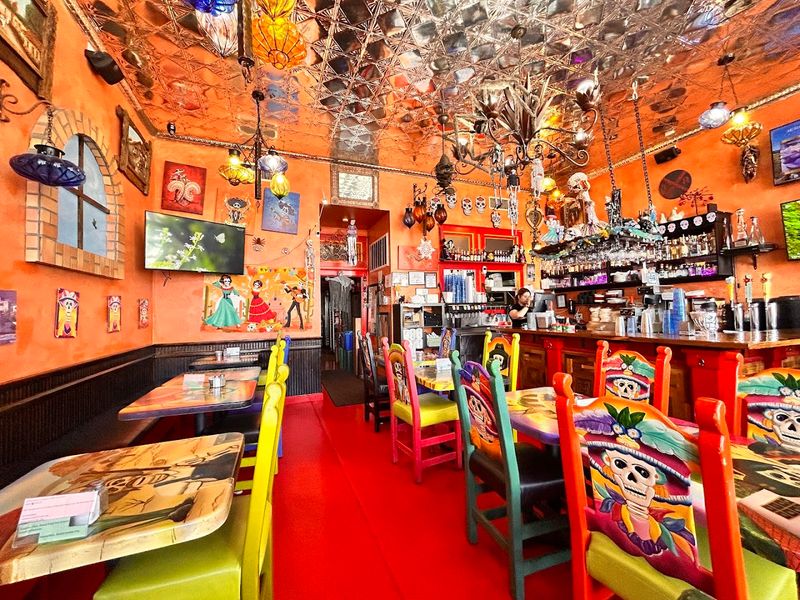 Vibrant Dia de Los Muertos Decor That Sets the Mood Instantly