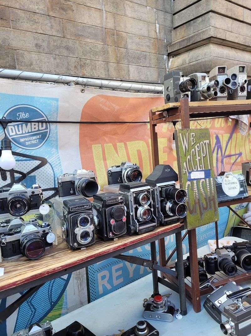Vintage Cameras That Collectors Absolutely Love