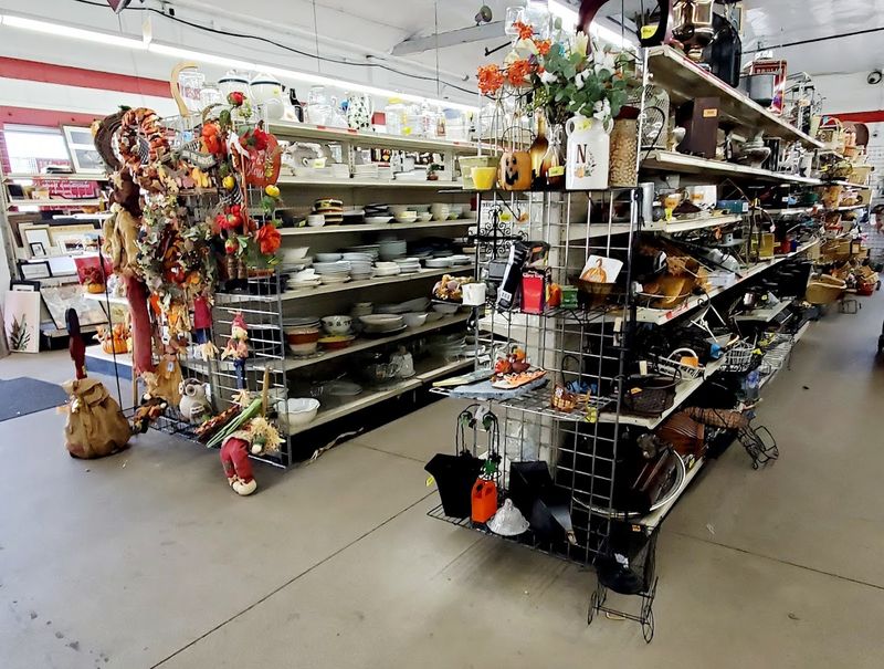 Vintage Finds From the 1960s and 70s