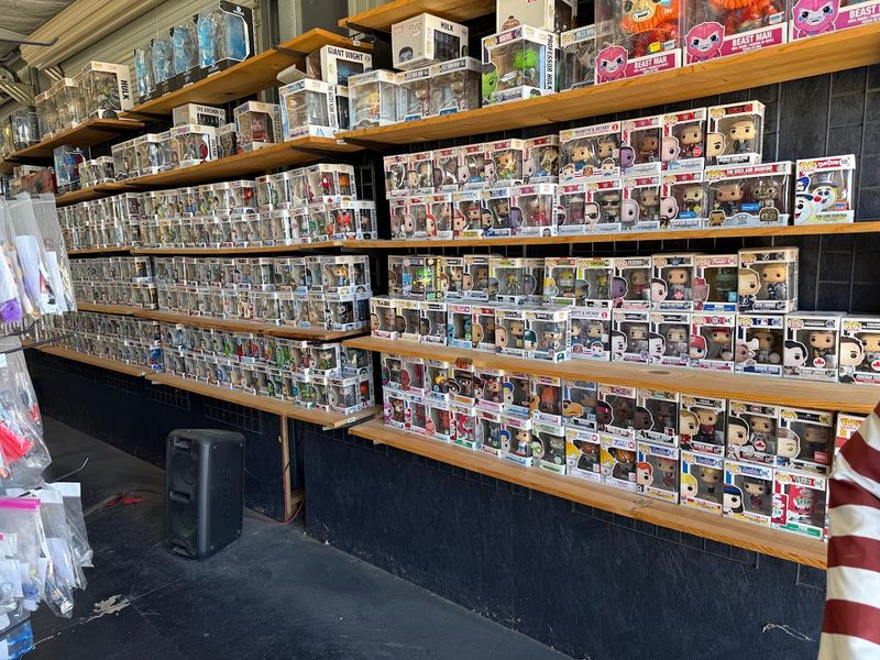 Vintage Finds and Collectibles That'll Blow Your Mind