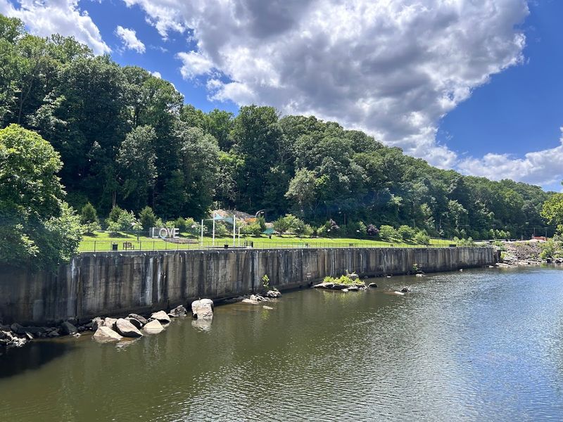 Visit the Occoquan Regional Park Visit the Occoquan Regional Park