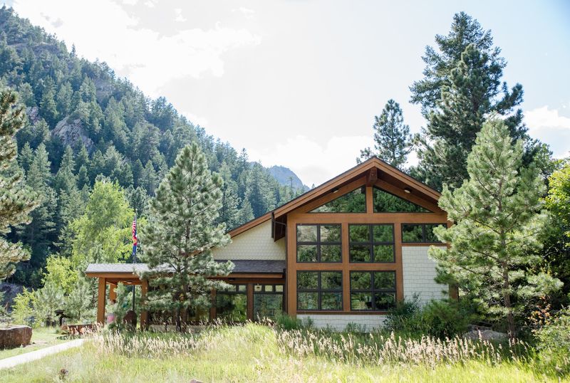 Visitor Center and Park Rangers: The Unsung Heroes of the Experience