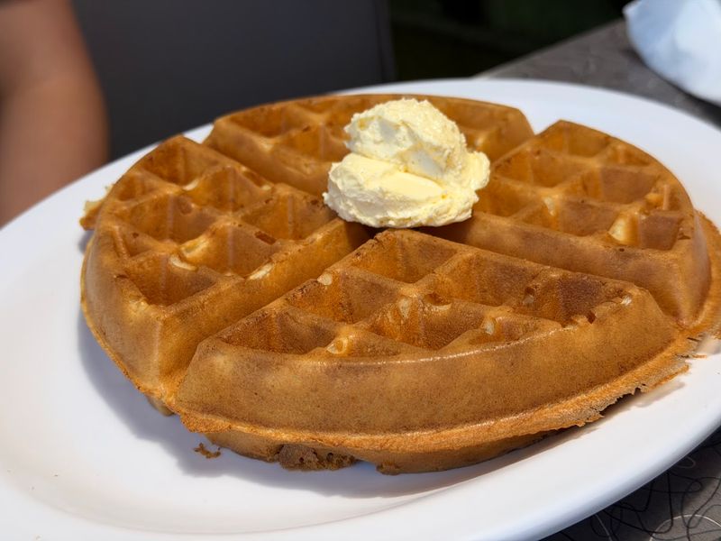 Waffles and Pancakes That Regulars Cannot Stop Talking About